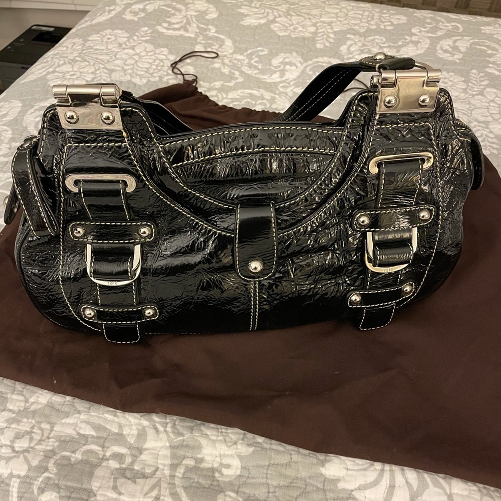 Rafē Shoulder Bag